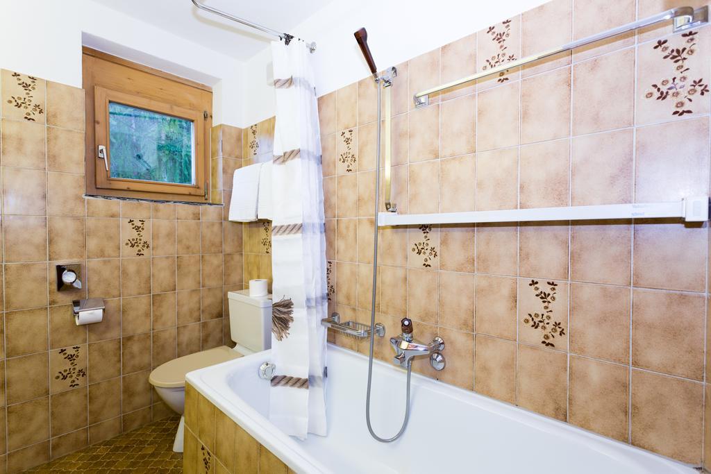 Hotel B&B Susom Surlej Silvaplana Esterno foto