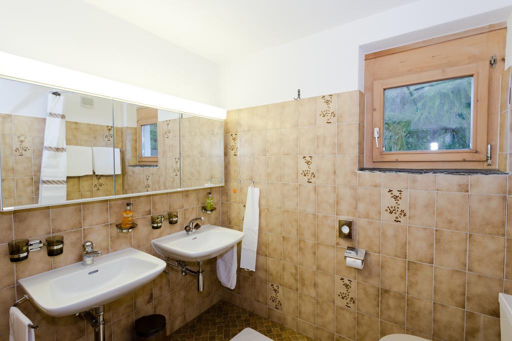 Hotel B&B Susom Surlej Silvaplana Esterno foto